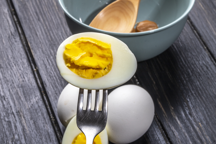 Ansicht von gekochtem Ei